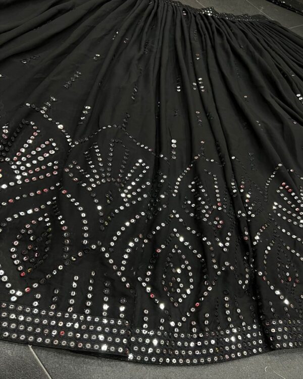 black Lehengha  choli with Dupata - Image 2