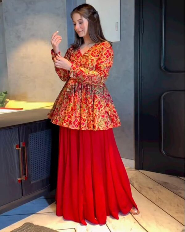 beautiful red Top On American Crep febric with inner with  Digital Print and plain Plazoo - Image 2