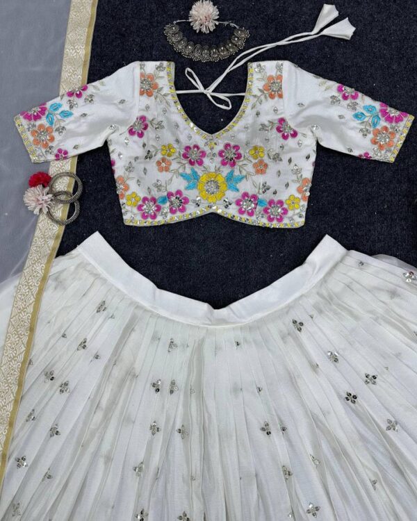 BEAUTIFUL Heavy EMBROIDERY WITH Thread And Weeding Lehenga Set For Women - Image 8